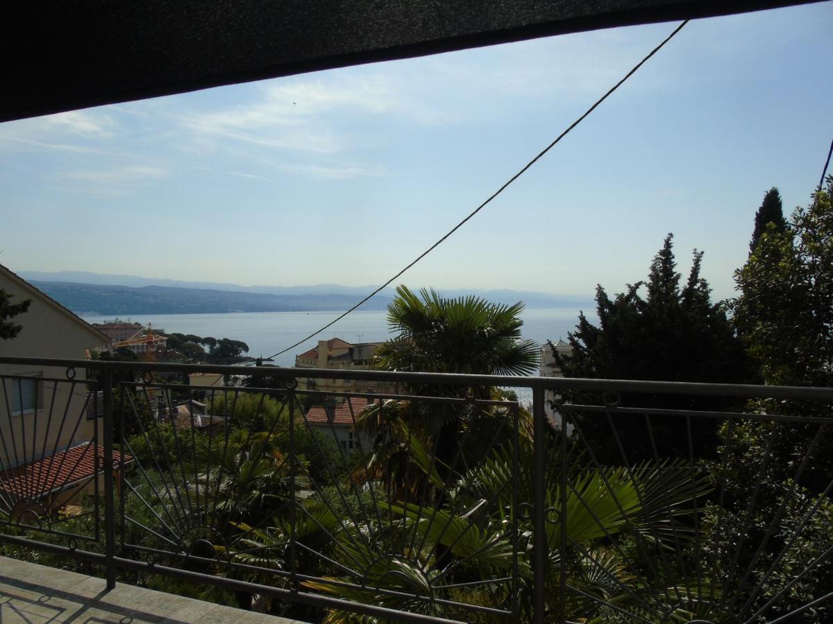 Apartment Ella, Opatija Bagian luar foto