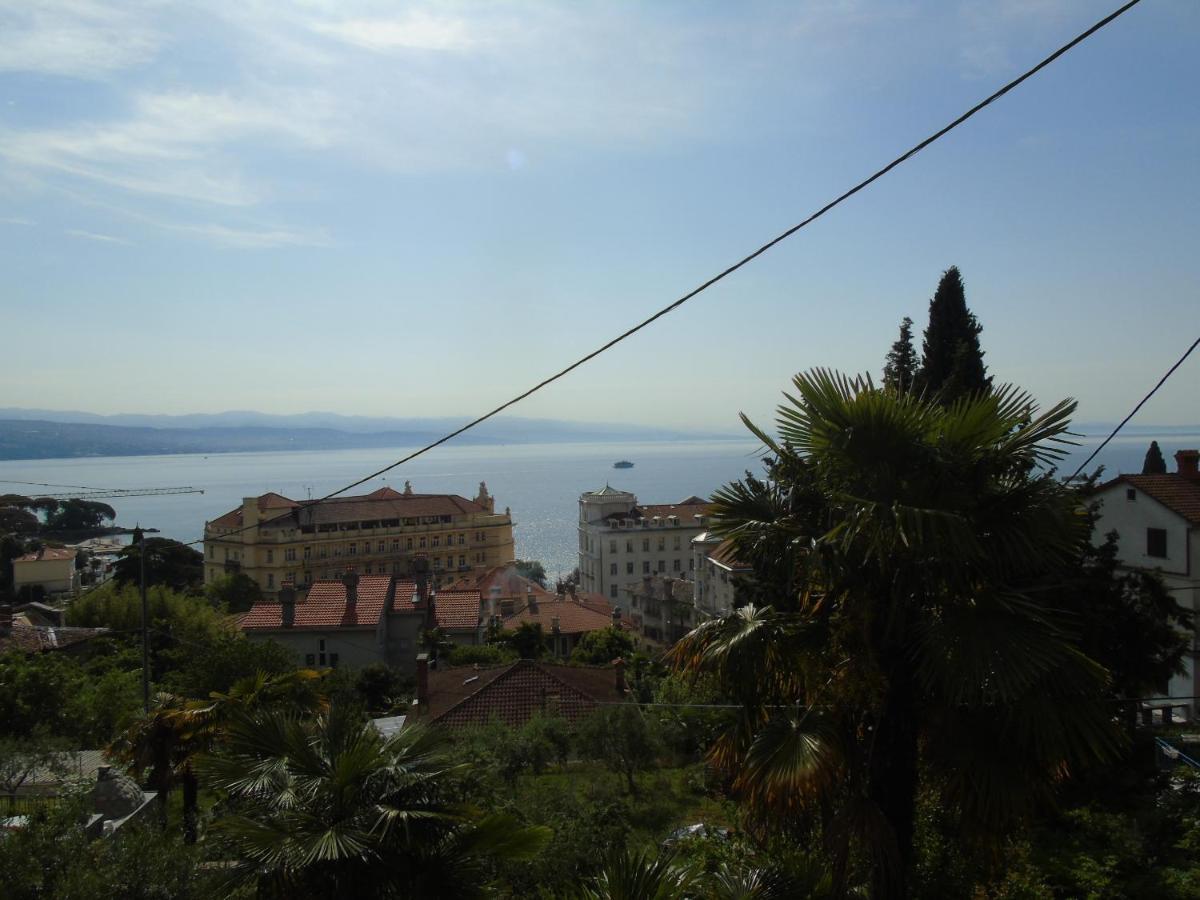 Apartment Ella, Opatija Bagian luar foto