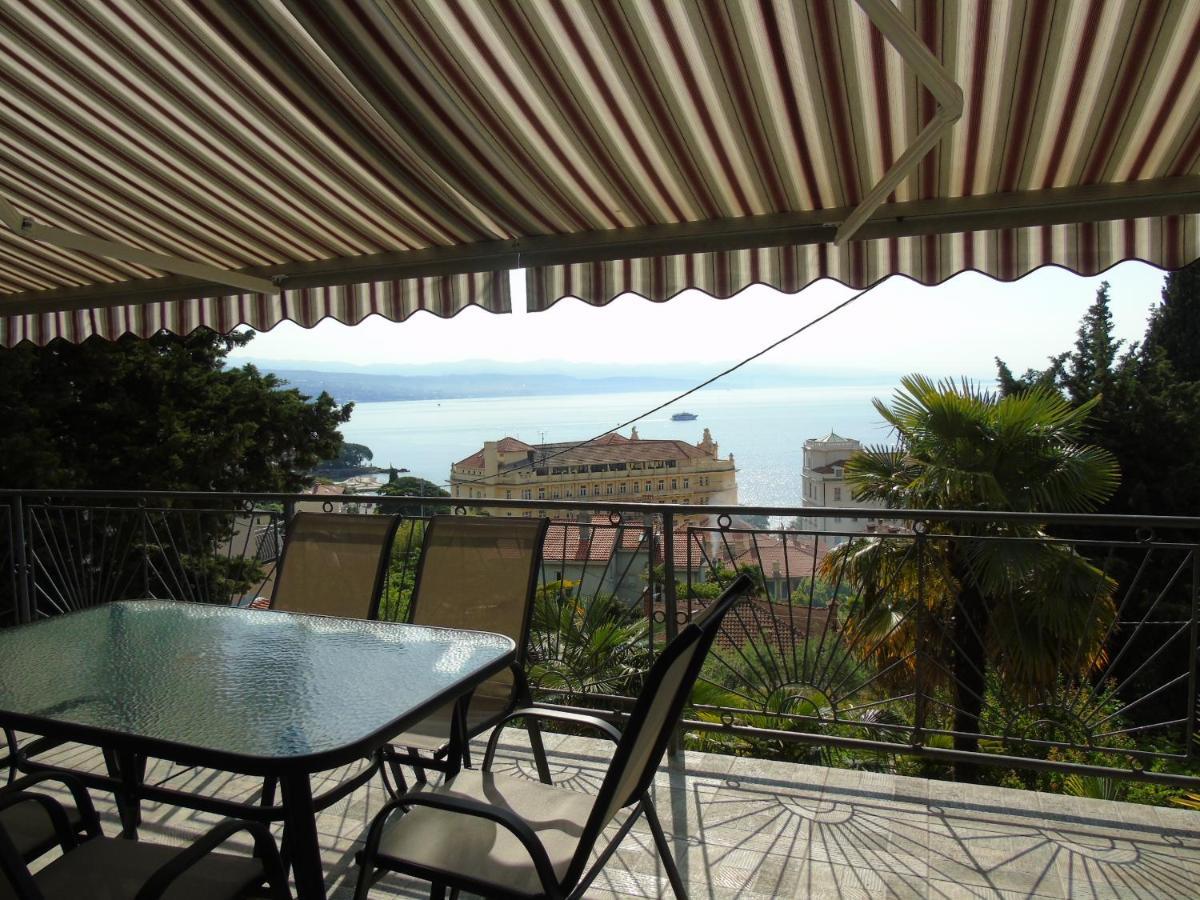 Apartment Ella, Opatija Bagian luar foto