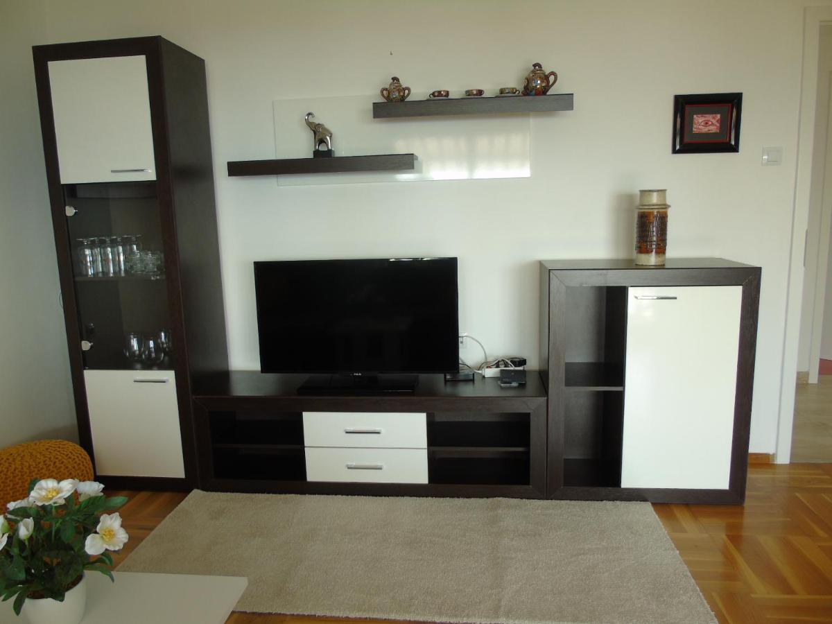 Apartment Ella, Opatija Bagian luar foto