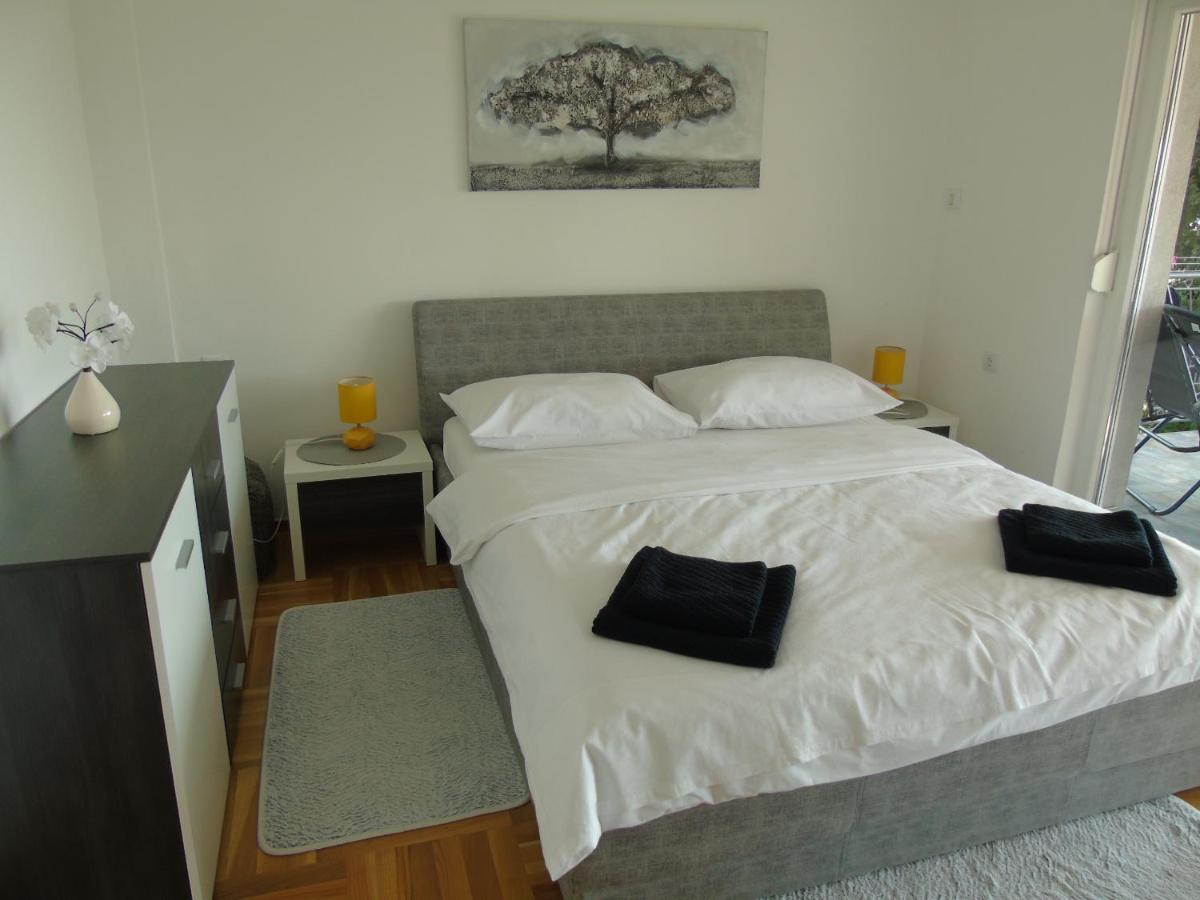 Apartment Ella, Opatija Bagian luar foto